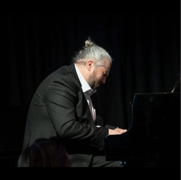 MattRatcliffe@Piano